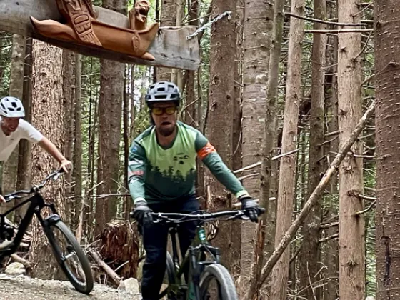 Ucluelet  Mountain bike Trails BC two bikers riding trail