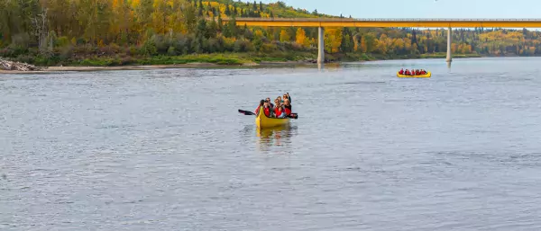 Metis Crossing paddling canoe fall colours Rob Hislop ZenSeekers