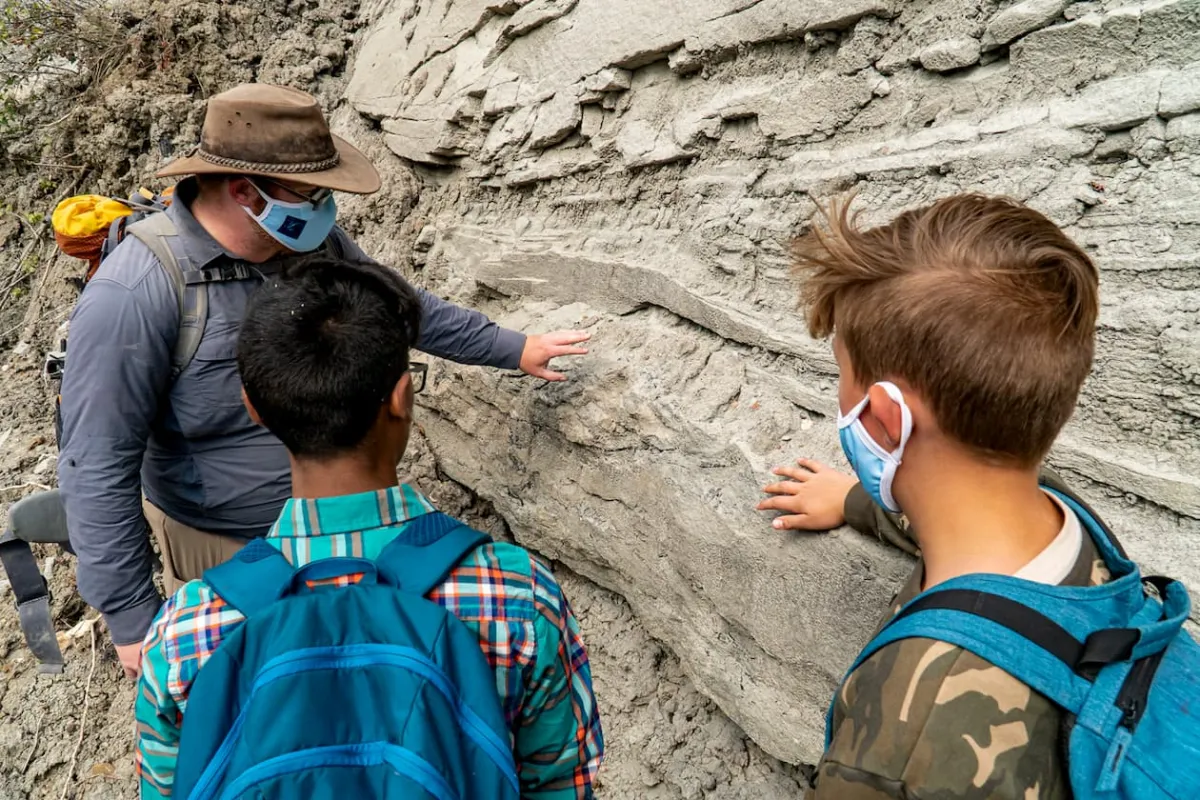 Paleontologist for a Day Philip J. Currie Museum 