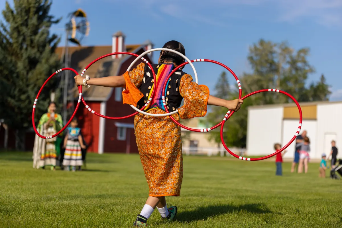 Indigenous hoop dancer Taste of Vermilion AB Paul Lavoie ZenSeekers