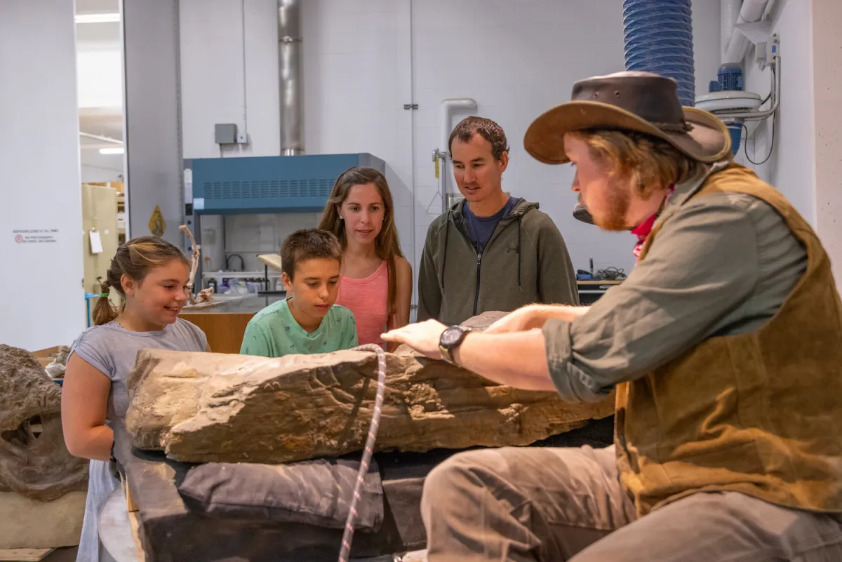 Secrets of the Wapiti Philip J. Currie Dinosaur Museum Paul Lavoie ZenSeekers