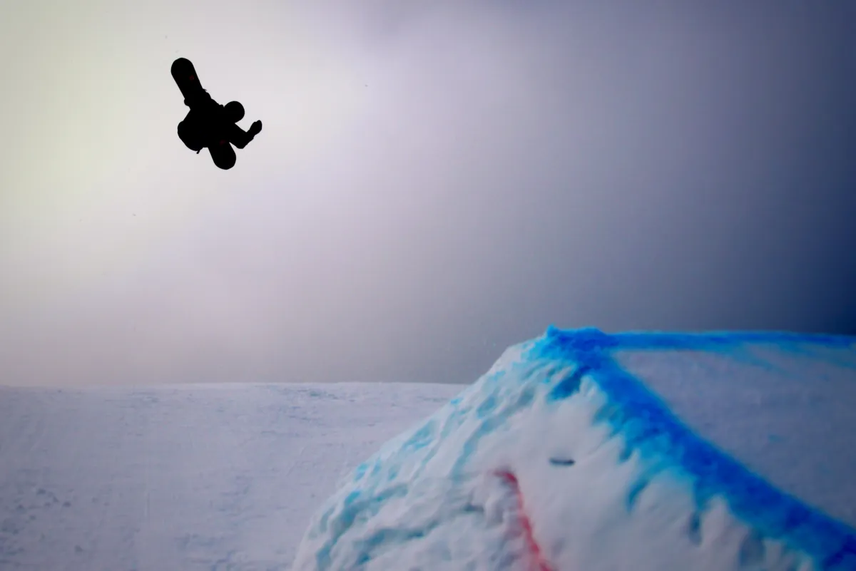 snowboarding at Mount Washington BC