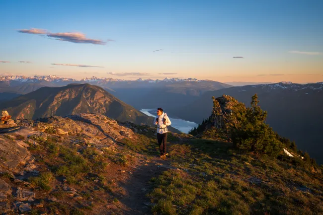 Hiking Saddleback Mountain Arrow Slocan BC