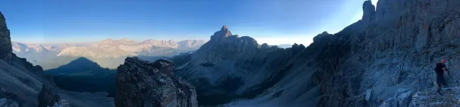 Sweeping views of the Seven Sisters (right of centre) from Crowsnest Mountain