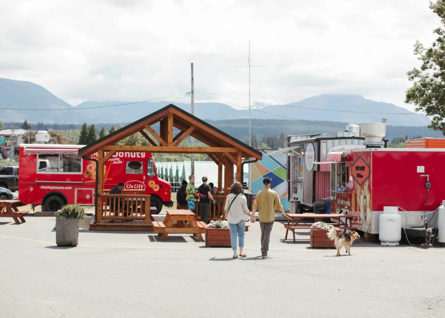 Food trucks at Clutesi Haven Marina.